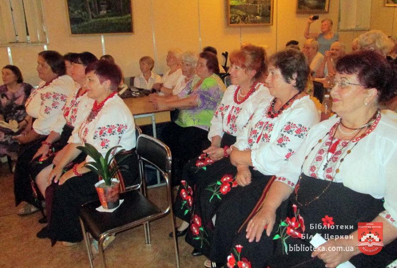 Жінки − це квіти України
