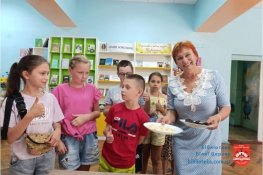 Солодке свято у бібліотеці