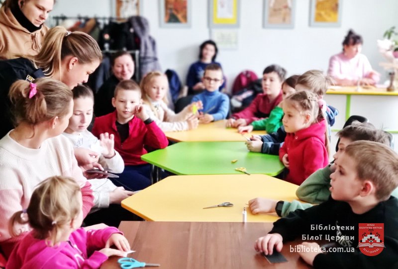 Святкова майстерня флікерів у бібліотеці-філії №1 для дітей