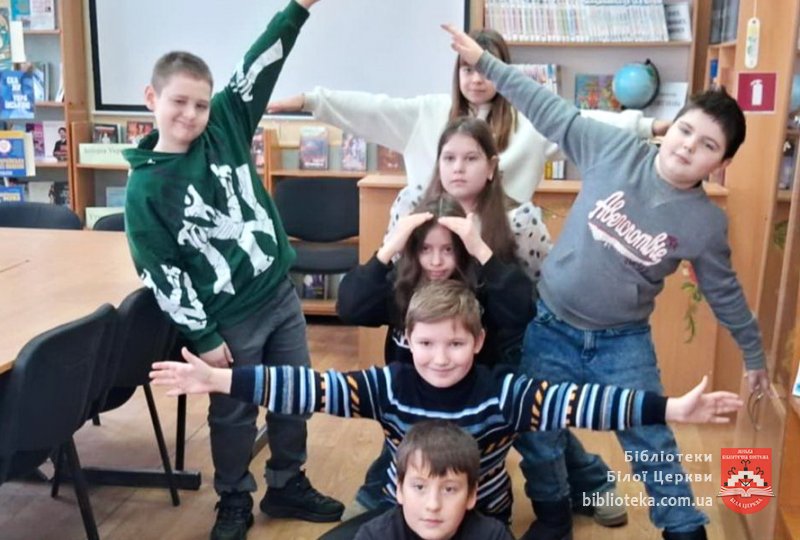 Україна починається з мови