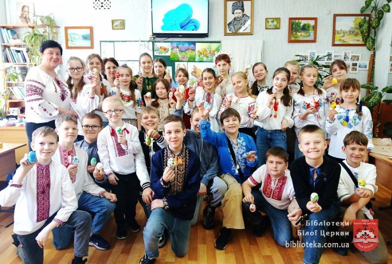Великдень у барвах