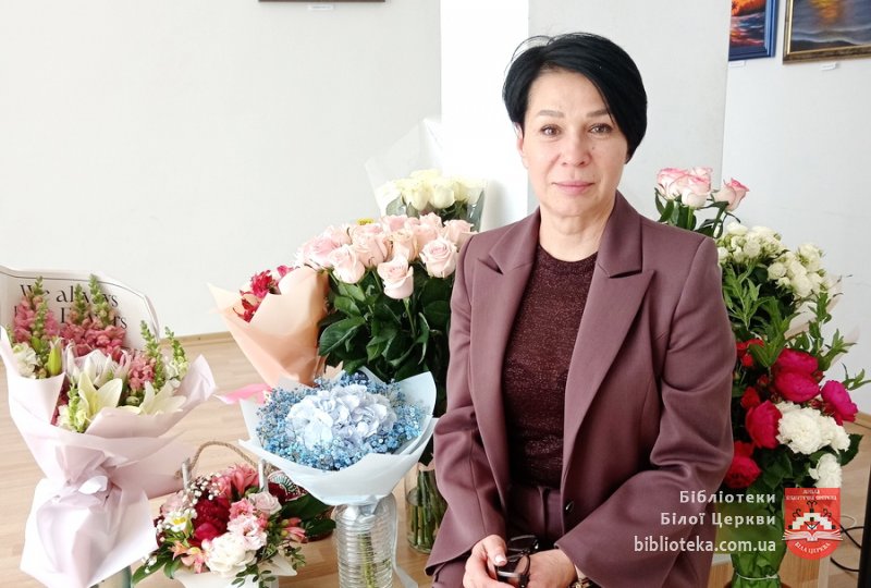 Симфонія кольору у виставковій залі