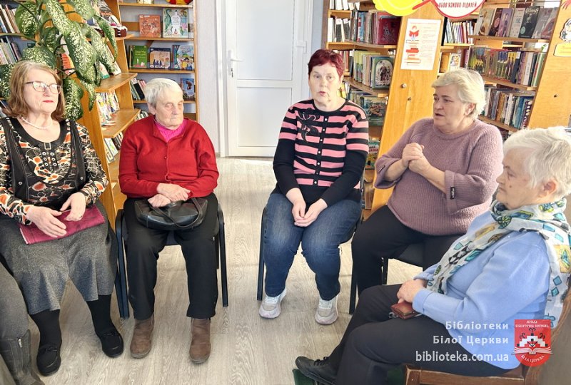 Поети копають у небо…