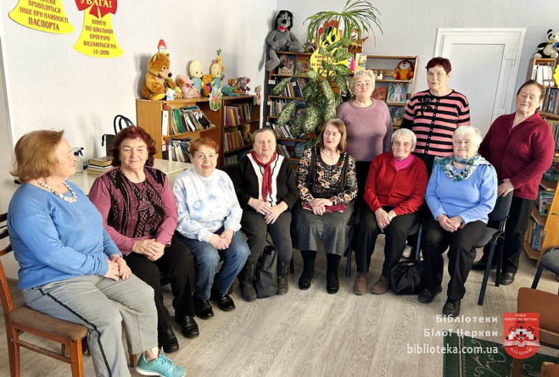 Поети копають у небо…