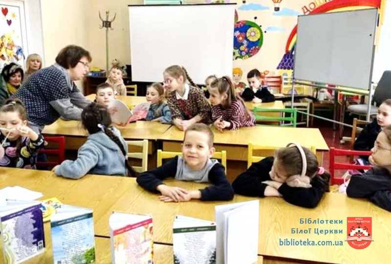 Світ поезії Наталії Кузьмічової