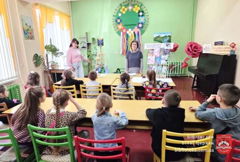 Світ поезії Наталії Кузьмічової