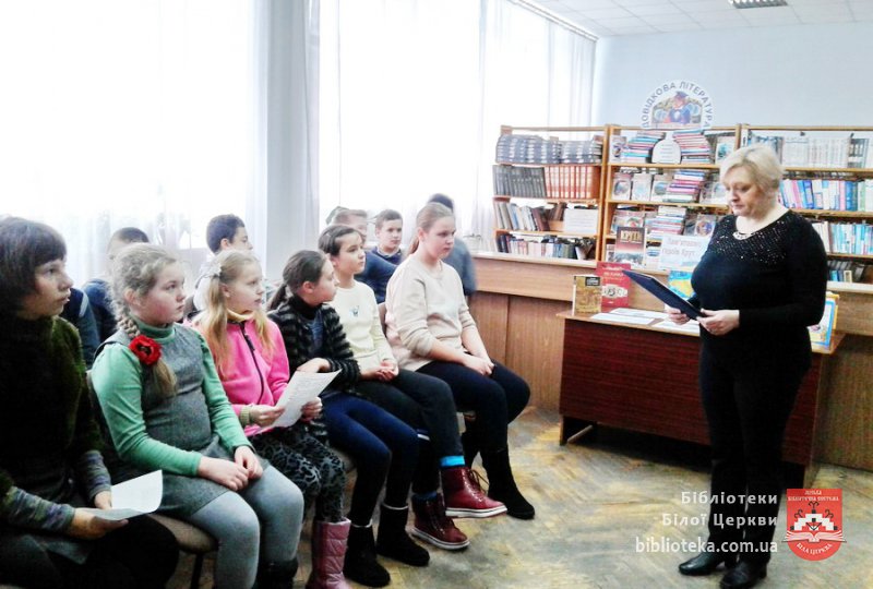 На Аскольдовій могилі – України цвіт