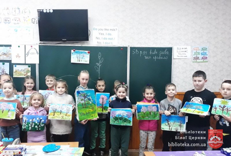 Цвіте, спішить, летить весна: чарівна і квітуча